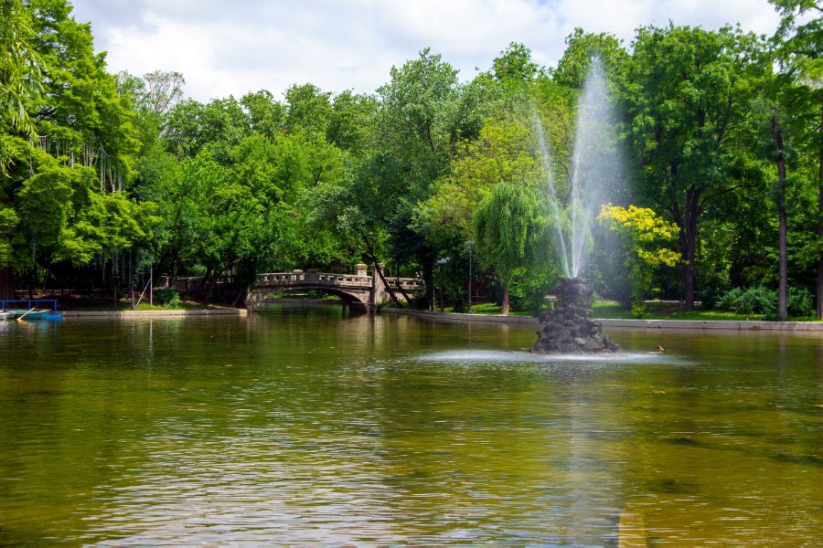 5 Stunning Parks and Outdoor Spots in Bucharest to Recharge and Explore
